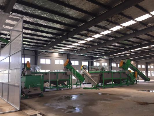 1000kg/h PE die film het verpletteren was met mulch bedekken en het recycling van machine