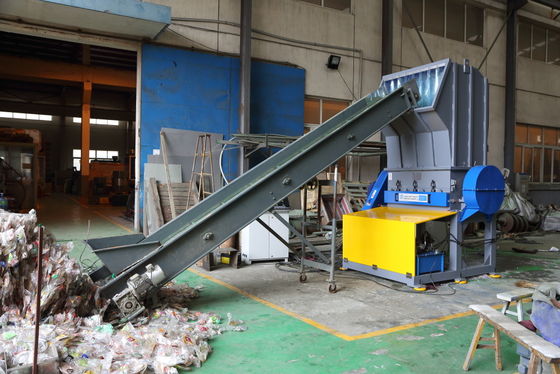 9CrSi Maalmachine van de blad de Plastic Fles, Plastic de Ontvezelmachinegranulator van 0.5t/H