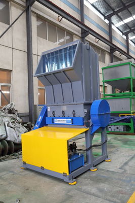 9CrSi Maalmachine van de blad de Plastic Fles, Plastic de Ontvezelmachinegranulator van 0.5t/H