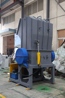 9CrSi Maalmachine van de blad de Plastic Fles, Plastic de Ontvezelmachinegranulator van 0.5t/H