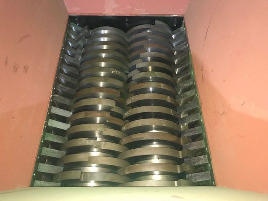18.5kw de tweelingmachine van de Schachtontvezelmachine, Duurzame band verscheurende machine
