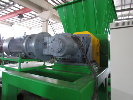 18.5kw de tweelingmachine van de Schachtontvezelmachine, Duurzame band verscheurende machine